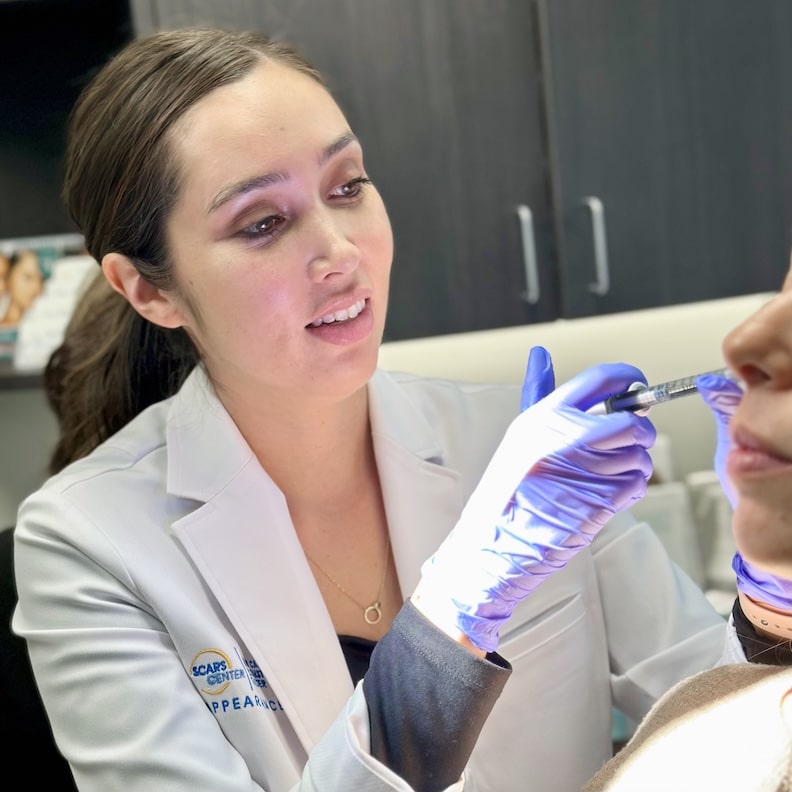 1764027287_Alyssa-Flanders-Cosmetic-Injector-and-PA