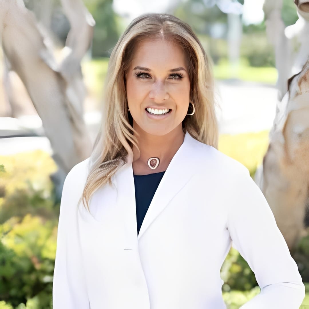 1764028105_Dr.-Q-Intro-Slide-1-2-300x300-1 (1)